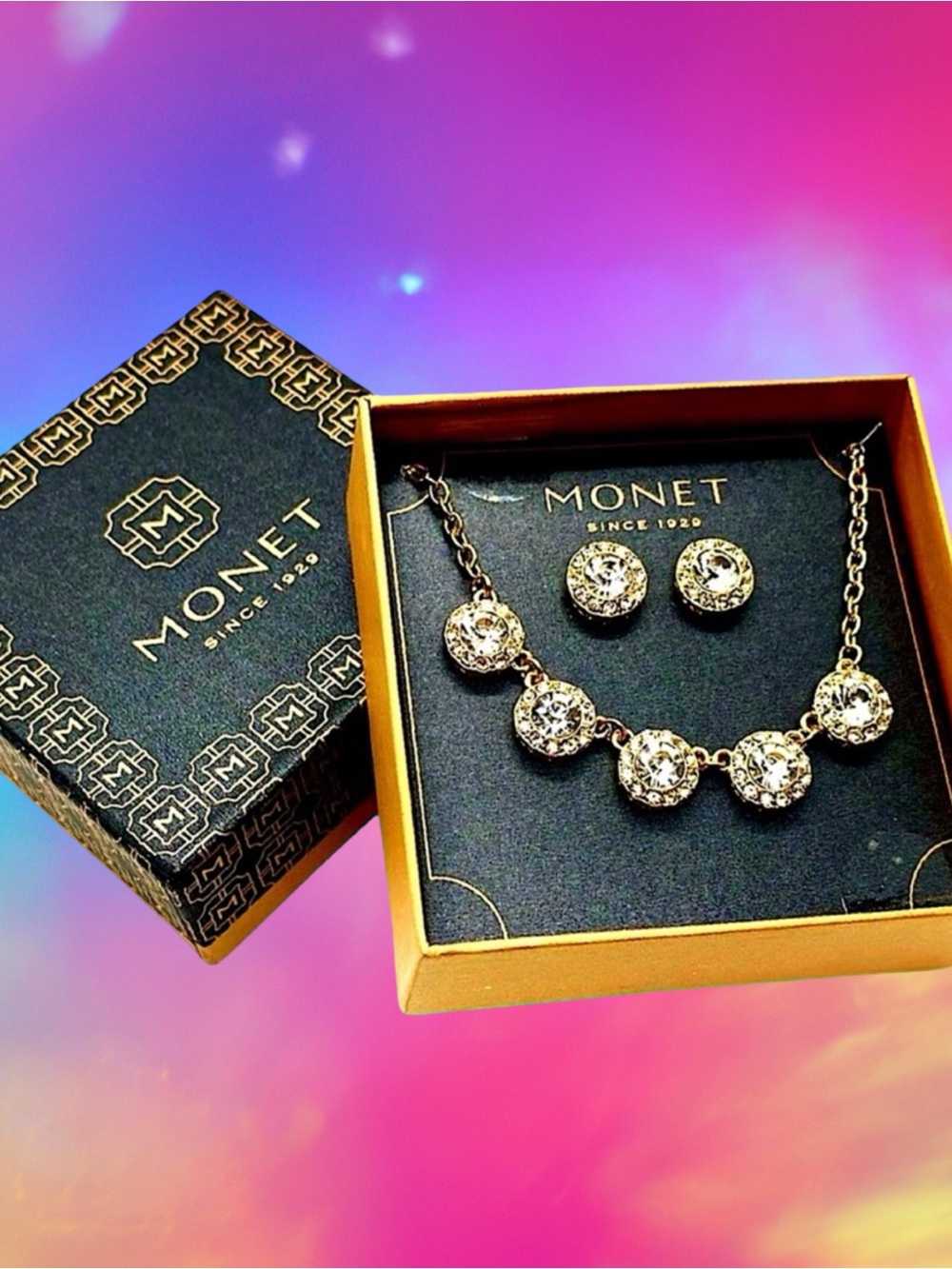 ❤️🆕Monet jewelry Women’s gold-tone diamond necklace & earrings set (18.5 in.)